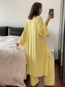 DAZY 女款素色長袖睡袍、圓領吊帶背心與長褲休閒睡衣套裝 - 黃色 - 查看 2
