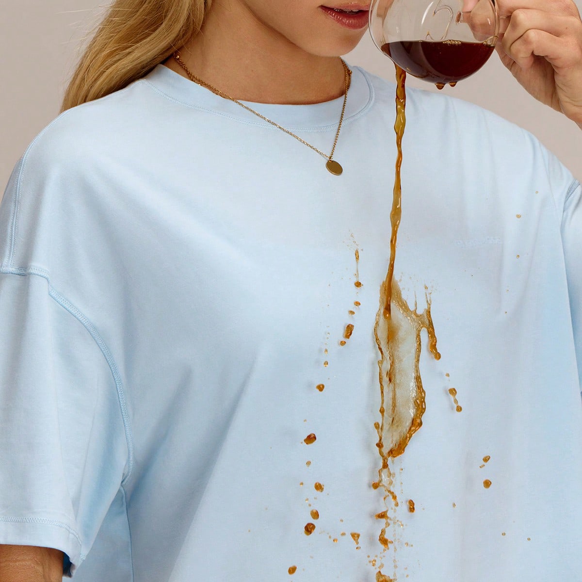 Camiseta de algodón pima Chill Out de talla grande, ultra suave, transpirable y resistente a las salpicaduras con logotipo en relieve para uso casual