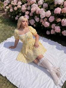 Lyrianda Plus Size Ditsy Floral Square Neck Puff Sleeve Cinched Waist A-Line Dress - Multicolor - View 5