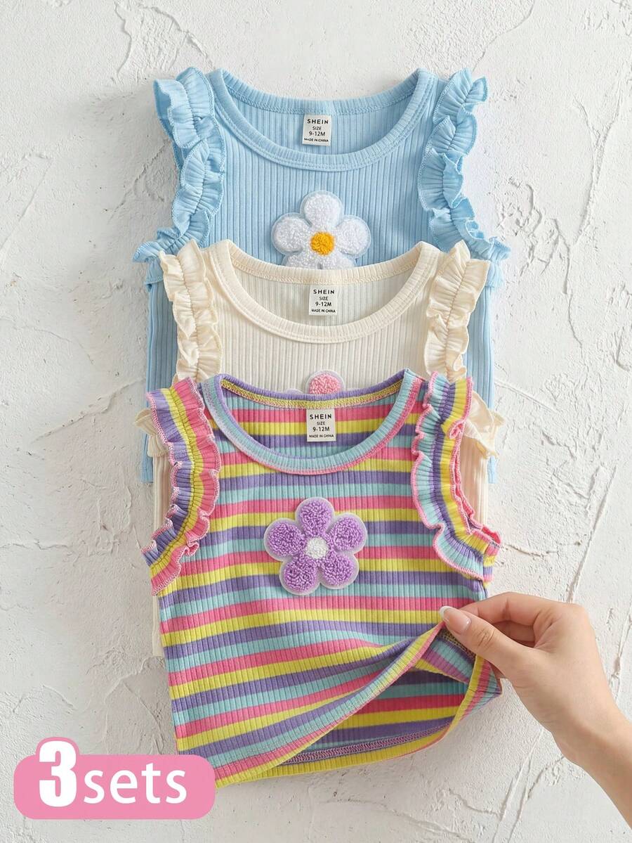 SHEIN 3件組女嬰幼兒新生兒夏季簡約百搭甜美可愛舒適親膚彈性羅紋荷葉袖背心，附3D花朵裝飾，適合外出、度假、日常穿著，6個月至3歲，室內外玩耍適用