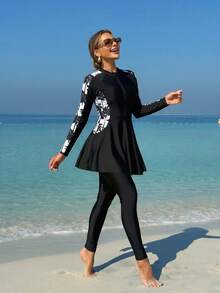 Swim Mulvari Conjunto burkini de verano para mujer con estampado de plantas de estilo conservador en contraste - Negro - Ver 1