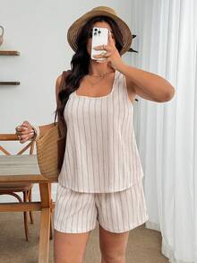 Enliva Bộ 2 món nữ size lớn gồm áo sơ mi dáng chữ A không tay kẻ sọc và quần ống đứng mặc thường ngày, phong cách casual đi du lịch, phù hợp mặc hàng ngày và dạo phố - Nhiều màu - Xem 6