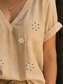 Balvessa 女款棉質刺繡落肩短袖白色襯衫 - 卡其色 - 查看 3