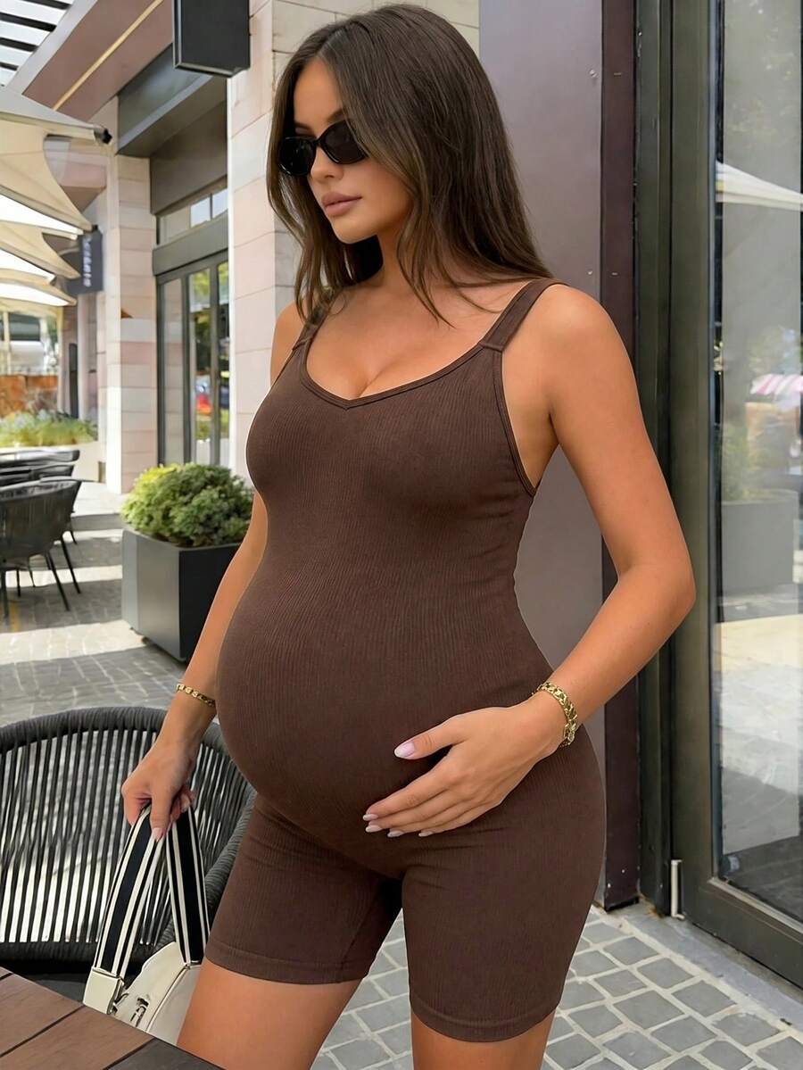 SHEIN 孕婦夏季純色極簡彈性透氣交叉露背運動連身褲 - 咖啡棕 - 查看 1