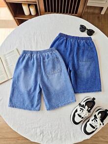 SHEIN 2Pcs Tween Boy Fashion Casual Vintage Cool Street Labeled Blue And Black Loose-Fitting Denim Shorts, 2-Piece Set For Dailywear And Spring To Summer Rave Festival And Streetwear Clothes New SS26 Fashion - Multicolor - View 2