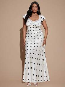 SHEIN BAE CURVE 大尺碼純色波點短袖方領蕾絲拼接露背修身洋裝 Chelsea 優雅度假海灘正式長款夏季白色 - 杏色 - 查看 4