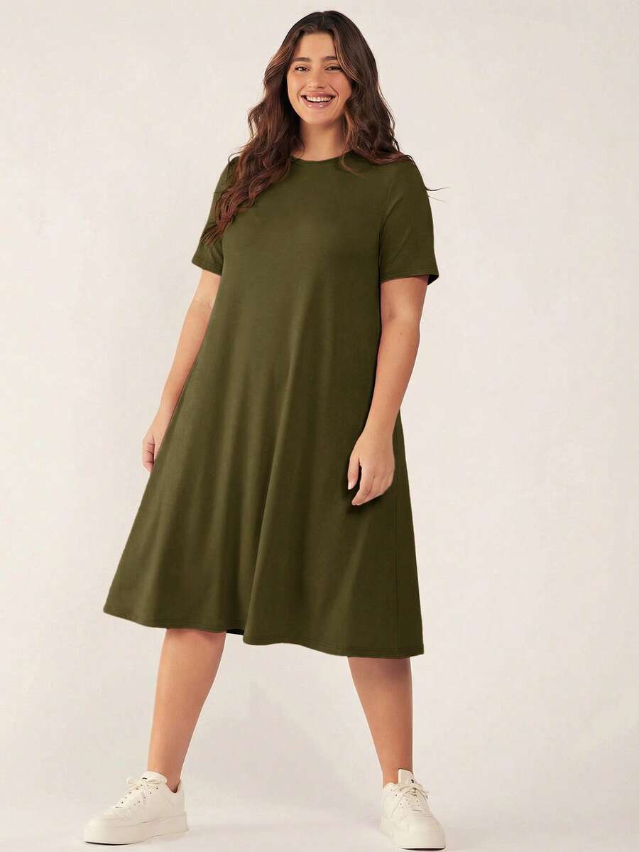 SHEIN BASICS 大尺碼休閒素色短袖洋裝,夏季 - 軍綠色 - 查看 1