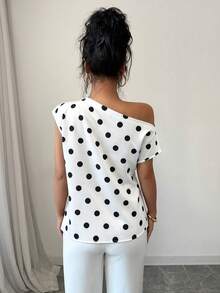 Elenzga Blusa roja con hombro asimétrico y fruncido para mujer - Blanco y Negro - Ver 2