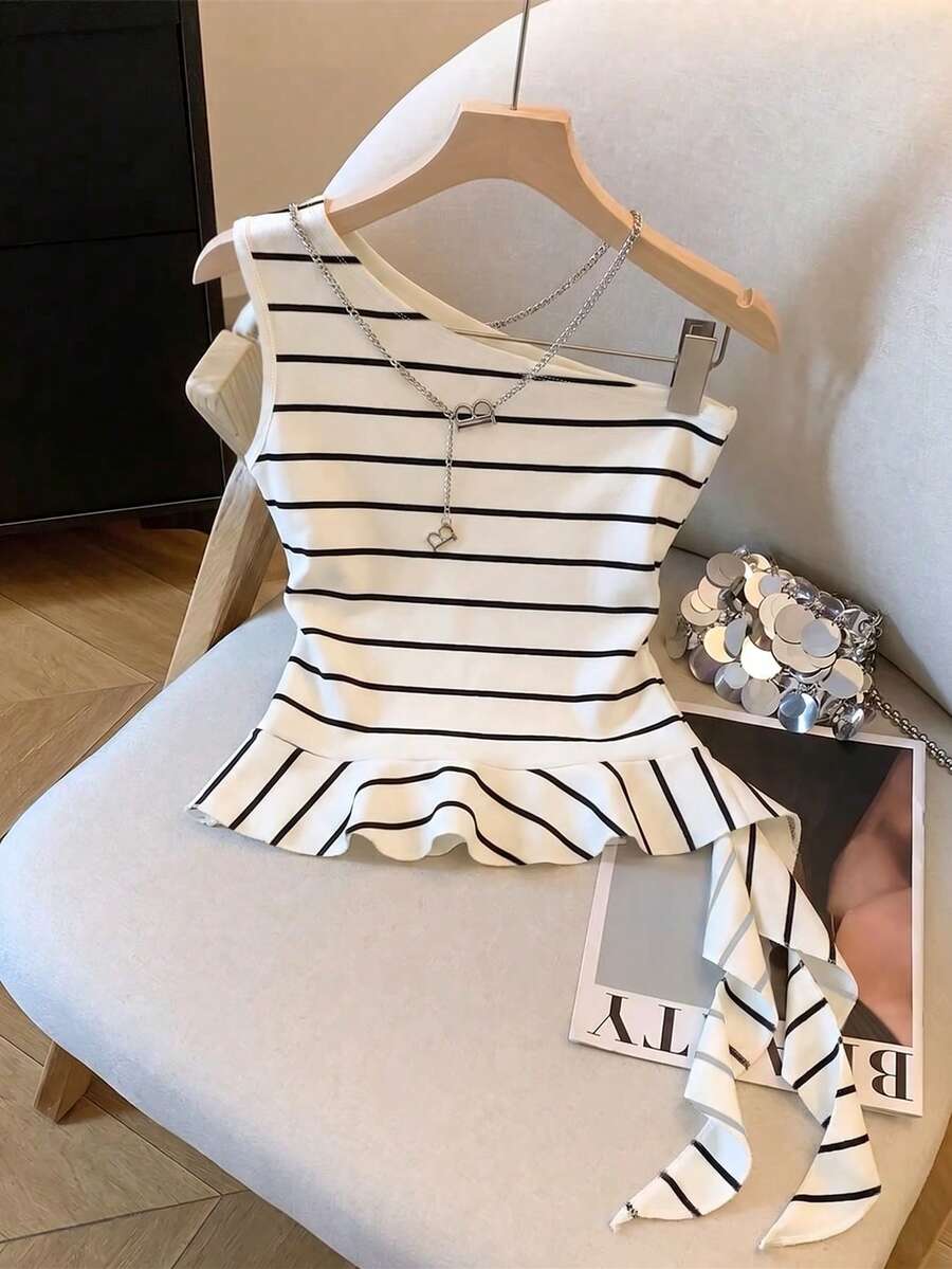 Resyla Women's Spring/Summer New Arrival Striped Print Pattern Fitted Flowy Hem Design Camisole - Multicolor - View 1