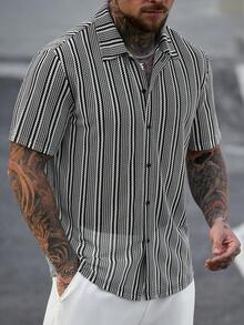 Manfinity Homme Plus Size Men's Black & White Vertical Striped Lapel Loose Casual Short Sleeve Shirt - Black and White - View 1
