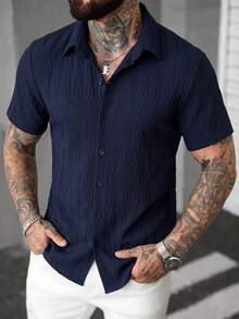 Manfinity CasualCool Men's Casual Elegant Navy Blue Short Sleeve Shirt,Summer Street Wear For Dates,Old Money Solid Color Relaxed Fit Top,Vintage Holiday Semi-Formal Gift - Royal Blue - View 1