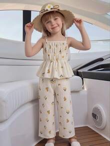 SHEIN Elladie kids 两件套少女可爱甜美吊带背心和阔腿裤套装，黄色碎花印花，休闲度假沙滩装 - 黃色 - 查看 3