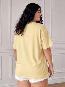 Solflare Plus Size Blue Daisy Embroidered Short Sleeve T-Shirt, Casual Spring/Summer Clothes - Pale Yellow - View 2