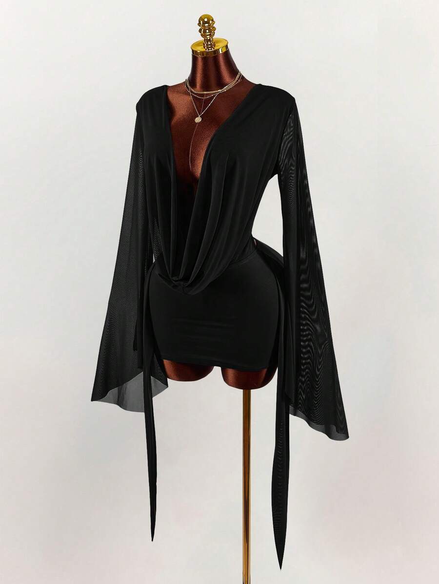 Amplova Gaun Mini Bodycon Nuansa Romantis untuk Liburan, Warna-warna Alami, Kerah Berpotongan Rendah, Lengan Mengembang - Hitam - View 1