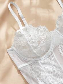 SHEIN Combinaison sexy à bretelles pour femme avec patchwork de dentelle florale et volants mode - Blanc - Voir 4