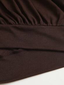 SHEIN EZwear 復古優雅掛脖設計串珠鏈飾短版上衣，性感美式風格，適合夏季度假 - 棕色 - 查看 6