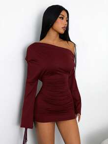 SHEIN PETITE 女款時尚性感素色不對稱領口迷你洋裝 - 酒紅色 - 查看 8