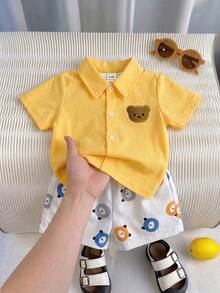 SHEIN Bộ 2 món cho bé trai và trẻ chập chững họa tiết gấu vui nhộn, áo ngắn tay mở trước và quần short, màu vàng pastel, phong cách thường ngày mùa hè đi dạo phố - Nhiều màu - Xem 7