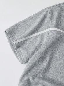 STYNVO Men's Summer Casual Daily Commute Letter Print Drop Shoulder Loose T-Shirt And Drawstring Double Waistband Shorts Set - Grey - View 5