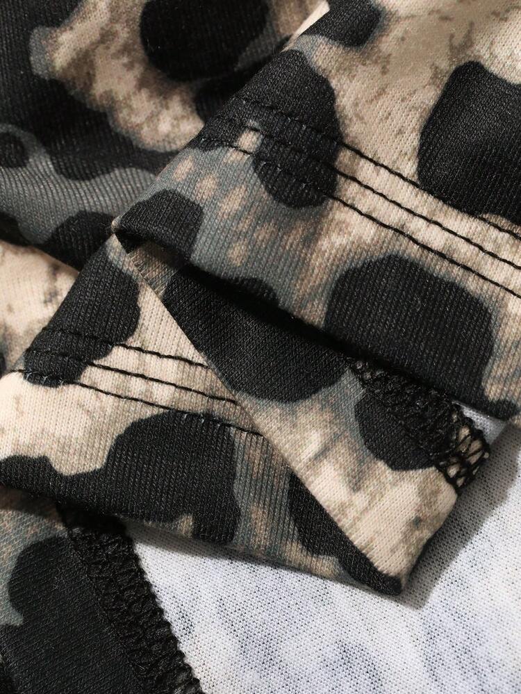 Brown Leopard Print Fabric Short Sleeve Streetwear T-Shirt For Men