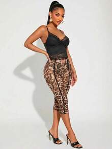 Radiana Quần legging 3/4 nữ size lớn xuân hè, họa tiết da báo xuyên thấu thanh lịch quyến rũ, nhiều màu, phù hợp mặc hàng ngày, phong cách phương Tây, đi du thuyền, lễ hội âm nhạc, concert, tiệc carnival, nghỉ mát bãi biển, hẹn hò, sinh nhật, tiệc độc thân, Gyaru, Ibiza, Nashville, Rave, kín đáo, sang chảnh, đi club, dễ thương, casual, mua sắm, streetwear, đi chơi, coquette, dễ phối đồ, tôn dáng, làm thon gọn cơ thể - Nhiều màu - Xem 9