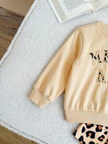 SHEIN 2pcs Baby Girl Solid Color Loose Fit Crew Neck Sweatshirt And Leopard Print Pants Set - Multicolor - View 6