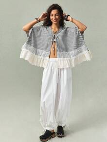 SoleilVie Blouse vintage à rayures grises et blanches en coton avec dentelle contrastée | Style français décontracté et doux, tissu en coton adapté aux sorties quotidiennes et aux rendez-vous, col V avec cordon de serrage + ourlet à double couche en dentelle, décontractée et élégante, chemise de vacances, chemise d'île, tenue d'été - Gris - Voir 4