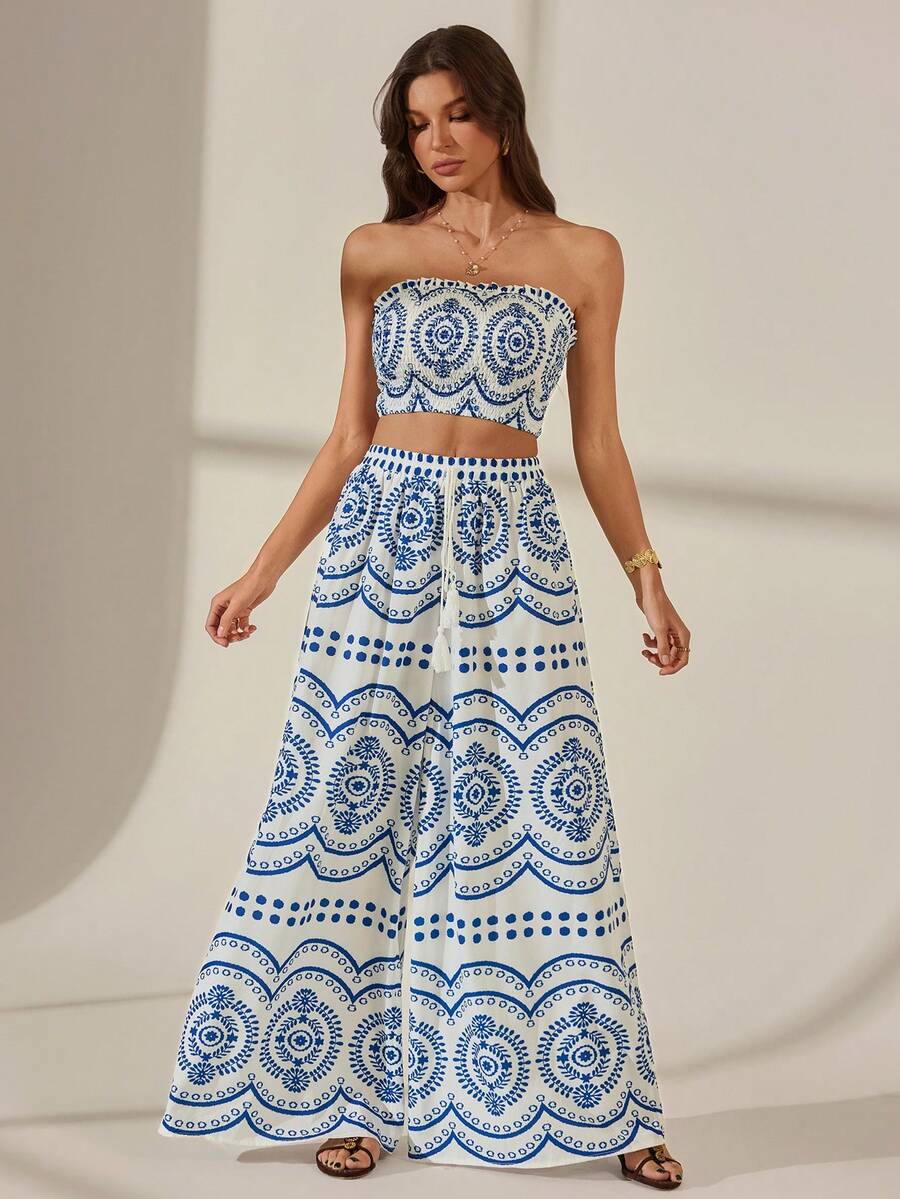 SHEIN Tall Women's Vacation Plant Print Cropped Bandeau Top And Mini Skirt 2 Pieces Set - Blue and White - View 1