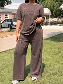 SHEIN EZwear 2pcs/Set Plus Size Women Letter Embossed Round Neck Short Sleeve T-Shirt And Casual Loose Pants - Chocolate Brown - View 3