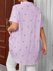 EMERY ROSE Plus Size Open Front Raglan Short Sleeve Striped Bow Print Smock Shirt - Purple - View 2