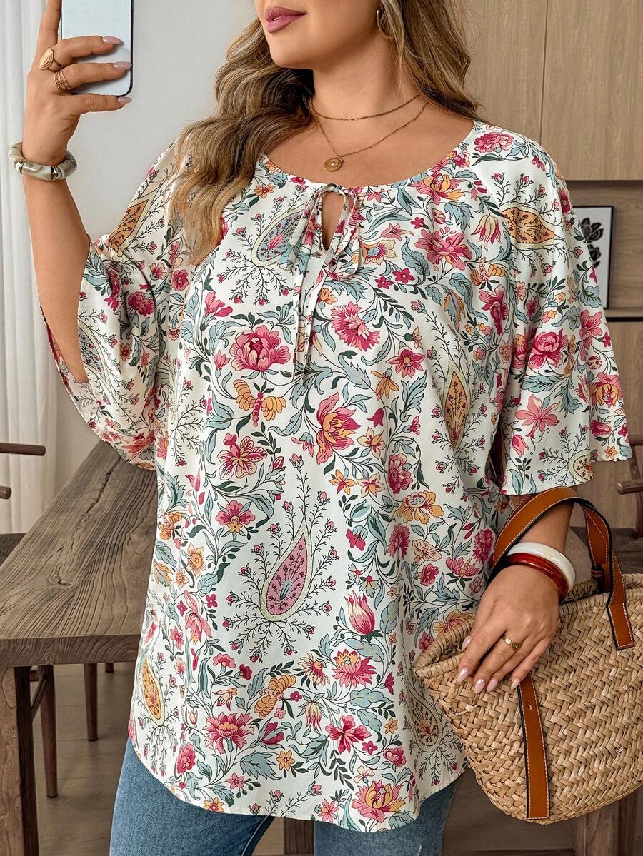 SHEIN CURVE+ Chemise à manches courtes avec col torsadé et imprimé floral d'été grande taille - Multicolore - Voir 1