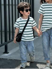 2pcs/Set Tween Boys Loose Casual Striped Print With Cute Patch Decor Top T-Shirt And Denim Long Pants Set, Fashionable, Suitable For Multiple Occasions, Daily Commute, Casual, Vacation - Multicolor - View 3