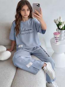 SHEIN Girlism 青少年女孩春夏藍色圓領針織寬鬆字母印花梭織拼接T恤上衣＋寬鬆開衩寬腿休閒褲，百搭2件套T恤套裝 - 藍色 - 查看 7