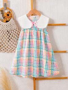 SHEIN Elladie kids 女童休閒彩色格紋印花洋裝，附可愛3D蝴蝶結、荷葉邊飾、方領/圓領、開胸設計，甜美優雅風格，適合日常穿著、度假與通勤 - 彩色 - 查看 5