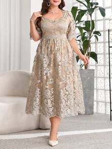 SHEIN Clasi Đầm ngắn tay thanh lịch bằng vải lưới jacquard cỡ lớn dành cho nữ. - Màu be - Xem 5