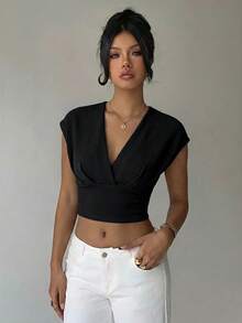 Aloruh Women's Casual Solid White Slim Fit V-Neck Short Sleeve Crop Top,Summer Top - Black - View 5