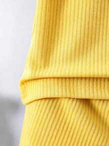 SHEIN Setelan Kaos Lengan Pendek Kerah Bulat Bergaris dengan Kantong dan Celana Pendek Kasual untuk Anak Laki-Laki - Kuning - View 7