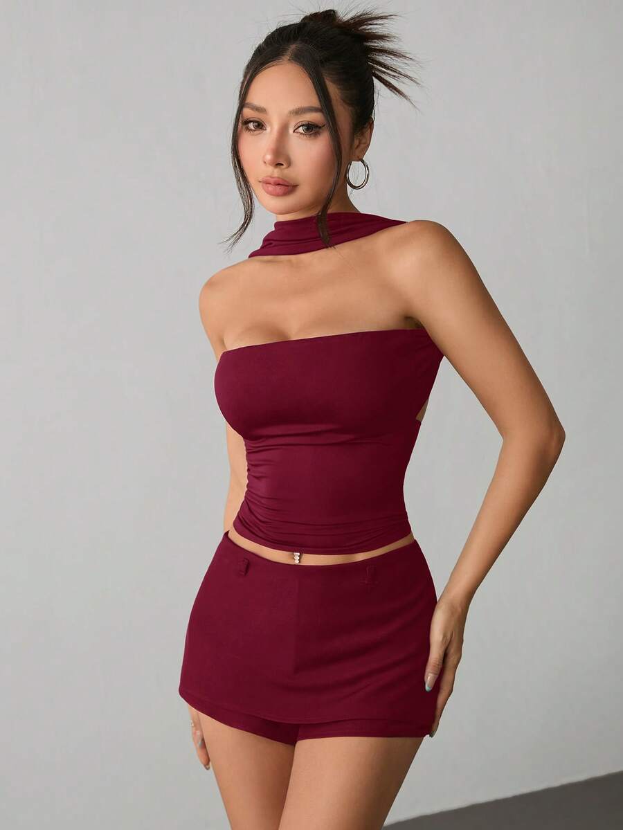 SHEIN PETITE 女款純色修身時尚百搭掛脖細肩帶背心,適合嬌小女性 - 酒紅色 - 查看 1