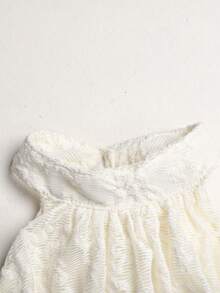 SHEIN 青少年女孩純色象牙白蕾絲針織面料掛脖洋裝，公主風，適用於正式場合、度假、休閒出遊，適合任何場合，可搭配姐妹/家庭套裝，可愛女孩套裝 - 杏色 - 查看 4