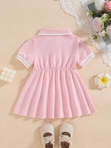 SHEIN 1件女嬰可愛粉色水果貼布對比領百褶短袖柔軟 Polo 連身裙 夏季日常派對公園春夏季洋裝 - 粉色 - 查看 5