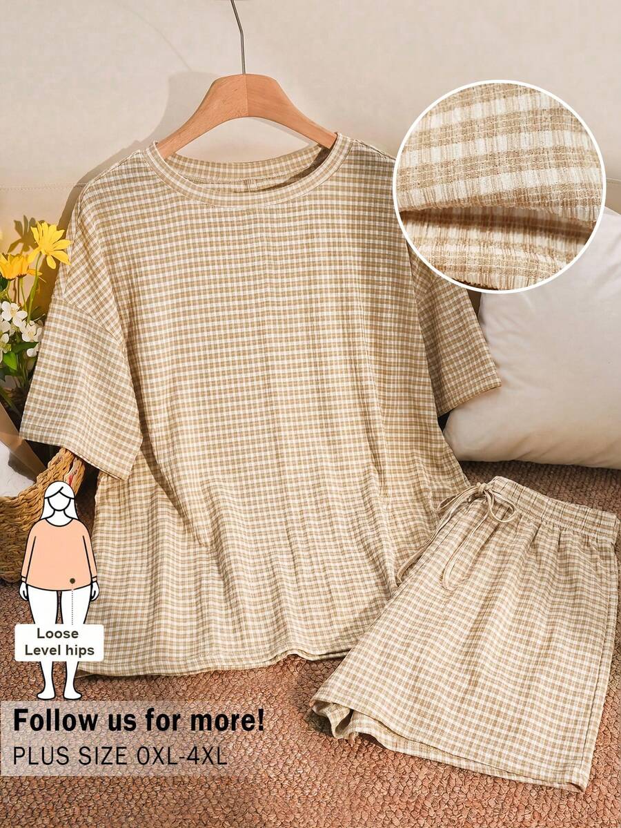 CosyJoli 大尺碼女款條紋圓領上衣與短褲休閒日常套裝