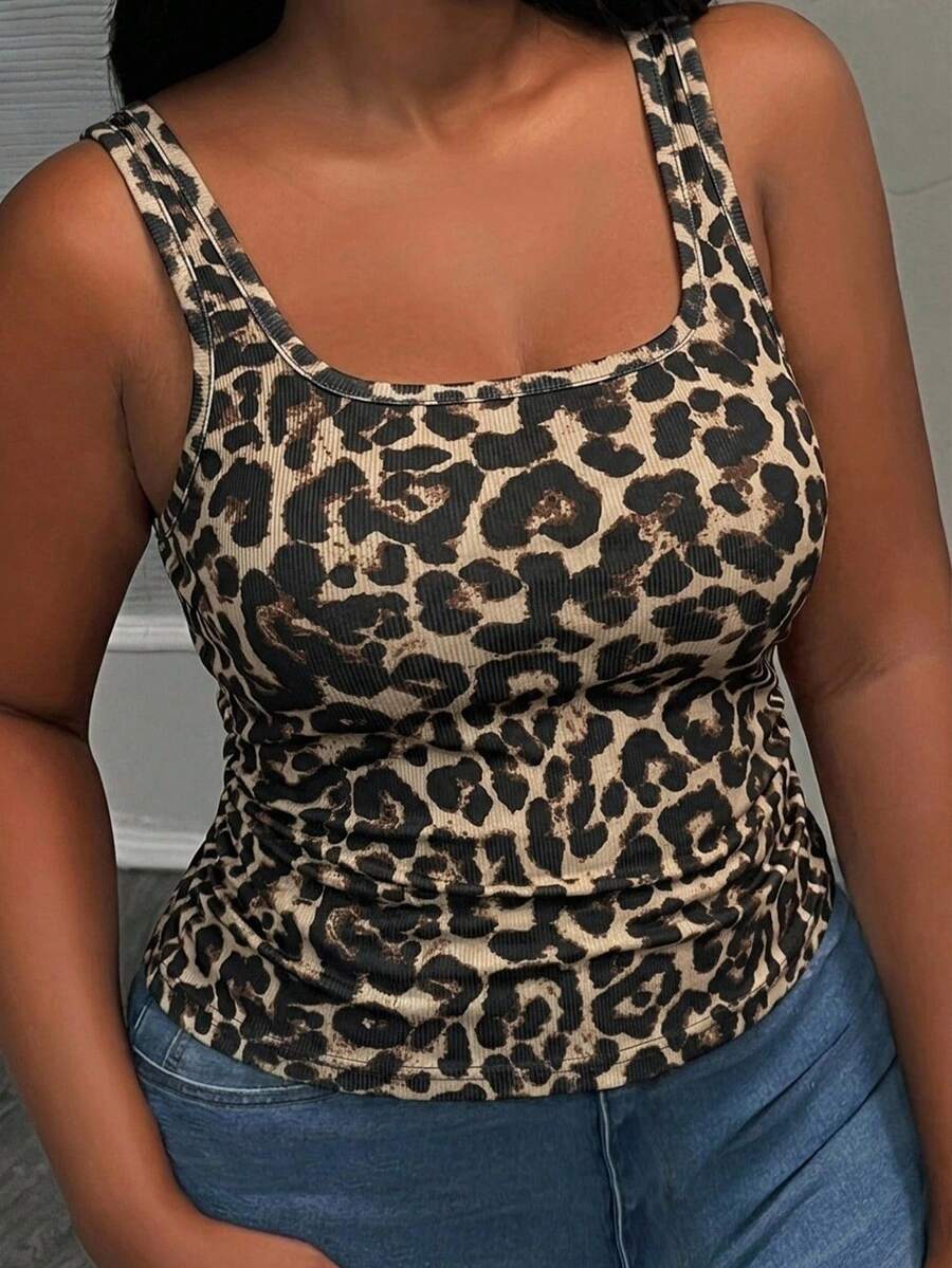 Slaydiva Plus Size Basic U-Neck Narrow Rib-Knit Leopard Print Sleeveless Tank Top, White, Ribbed Texture, Side Ruched Detail - Multicolor - View 1