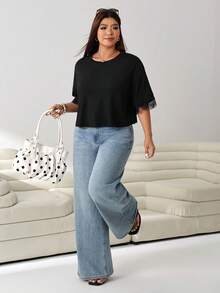 Solflare Kaos Wanita Ukuran Besar Warna Polos Leher Bulat Lengan Pendek Hitam Elegan untuk Kencan Malam Musim Panas - Hitam - View 4