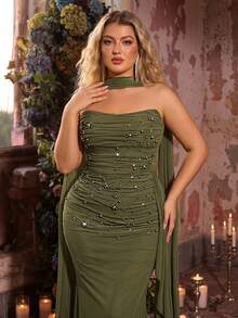 Glamrae Plus Size Elegant Rhinestone Beaded Sexy Strapless Elastic Ruched Halter Dress, Suitable For Wedding, Party, Prom, Banquet - Green - View 1