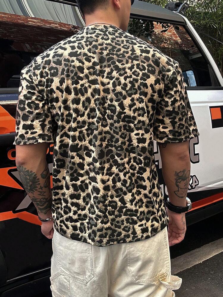 Brown Leopard Print Fabric Short Sleeve Streetwear T-Shirt For Men