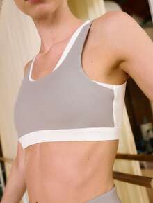 Nöista Women's Contrast Color Everyday Fitness Sports Bra - Multicolor - View 5