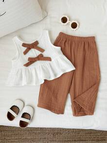 SHEIN Set de 2 piezas de camiseta de tirantes y pantalones de cintura elástica con decoración de lazo, estilo casual y dulce para bebé niña en verano - Marrón - Ver 4