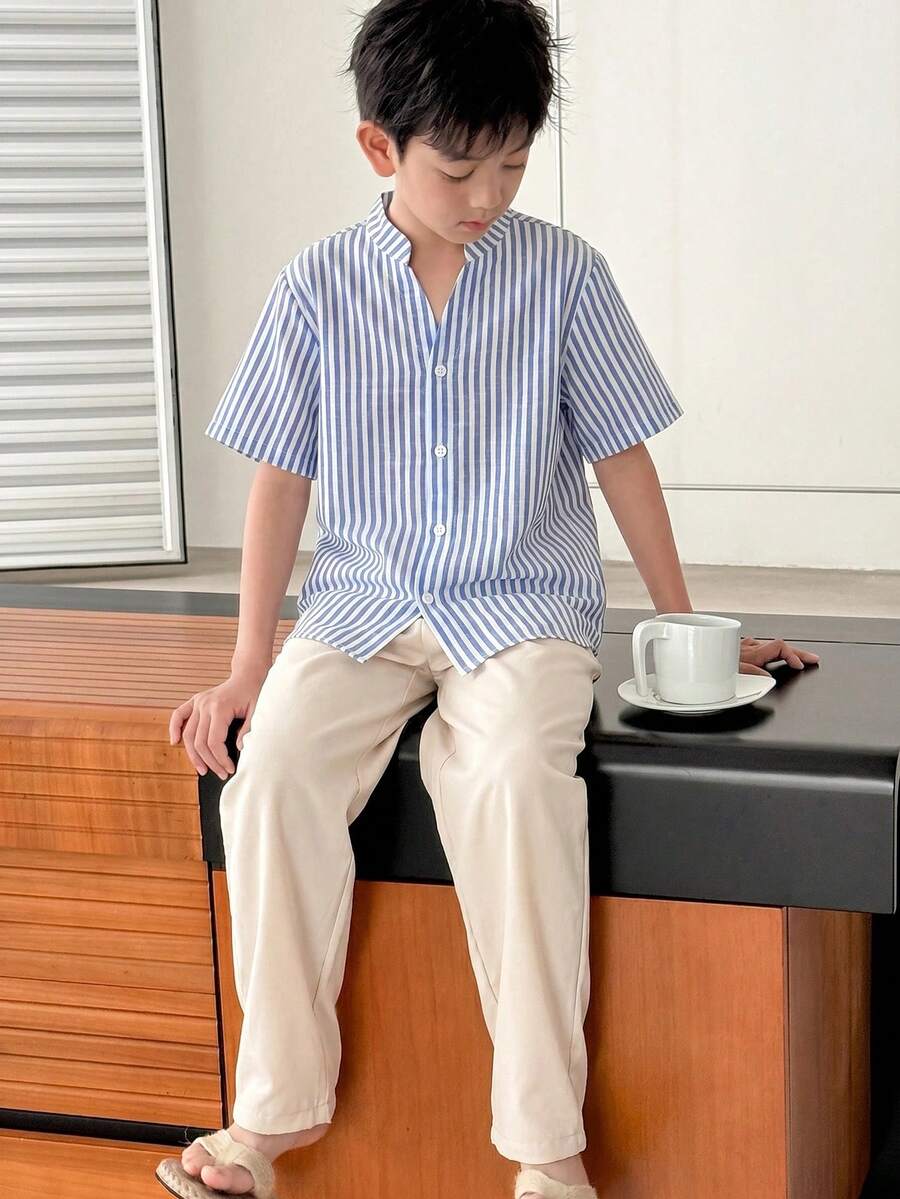 SHEIN 2件套 青少年男童宽松休闲立领梭织纯色短袖衬衫和裤子套装