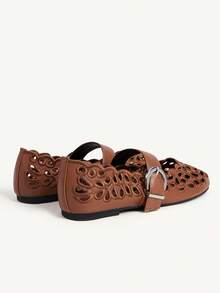CUCCOO CHICEST Women's Hollow Embroidery, Buckle, Comfortable Flat Shoes Fall Shoes - Brown - View 5
