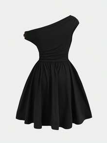 SHEIN Váy bánh kem xếp tầng nhún vai lệch cổ tròn không tay cho bé gái tuổi teen, đính phụ kiện hoa hồng kim loại, phong cách công chúa lộng lẫy, trang phục trang trọng, đồ chị em, váy tiệc, đồ sinh nhật cho chị em gái, phù hợp mặc hàng ngày, lễ tết, họp mặt gia đình và dịp đặc biệt, phong cách chị em, xuân/hè, đi chơi, dễ thương, thanh lịch, ngọt ngào, vintage, thời trang, đồ mẹ và con gái và chị em mặc đồng bộ - màu đen - Xem 2
